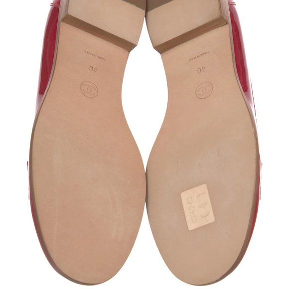 NIB Chanel Interlocking CC Logo Red Patent Leather Loafers Size 40 - Picture 5 of 5